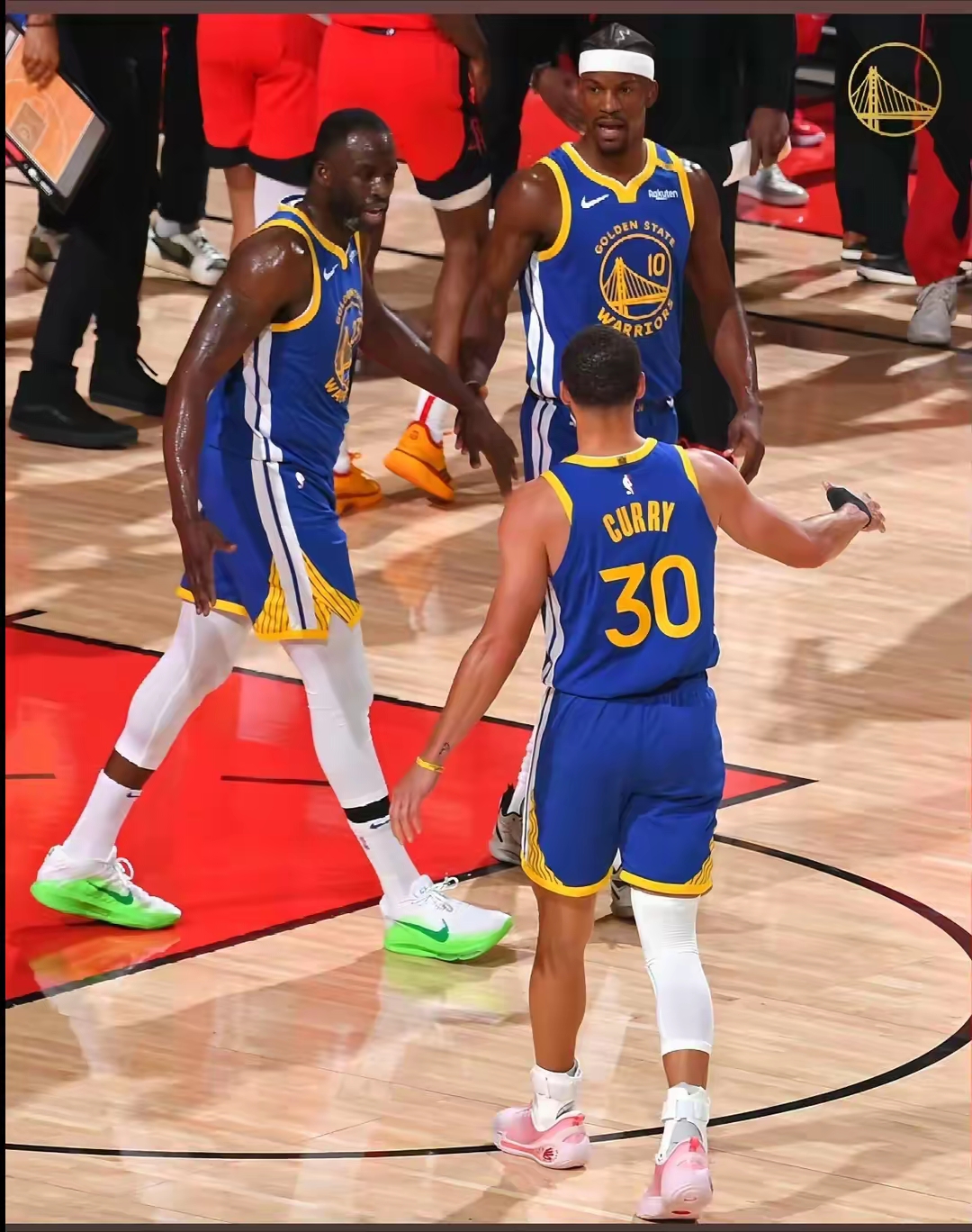 关于NBA常规赛季末，抢位季后赛勇争前途的信息