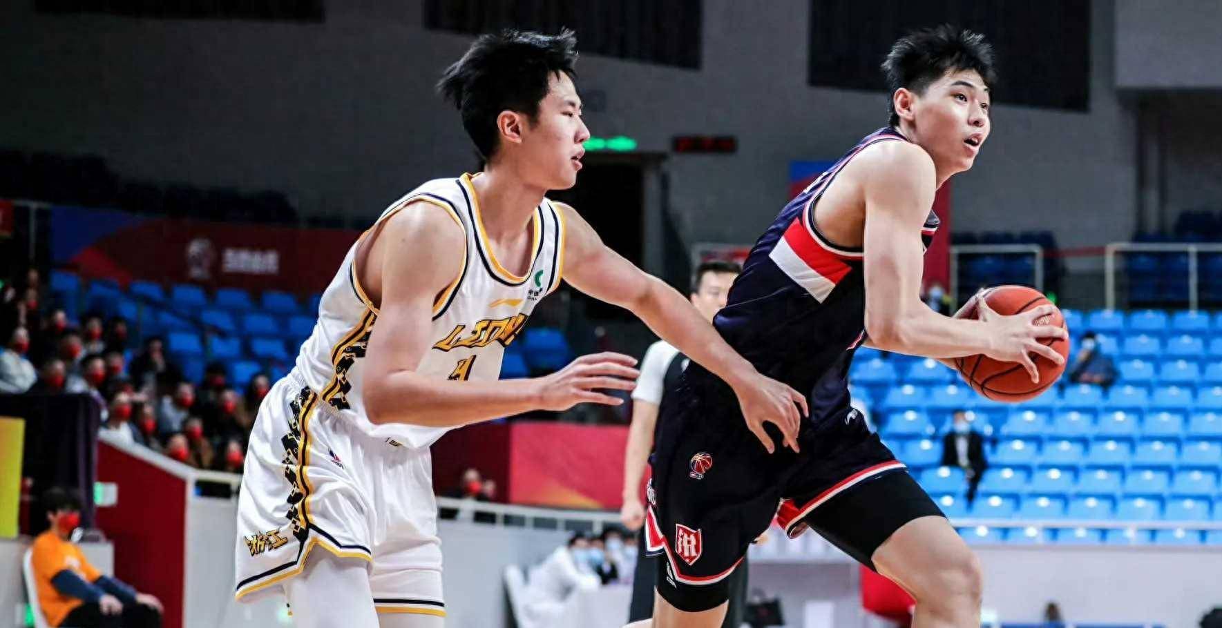 瓦伦西亚惊险逆转，力克对手取胜