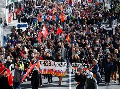 爱游戏官网-巴塞罗那意甲外援遭抗议，因政治原因遭质疑