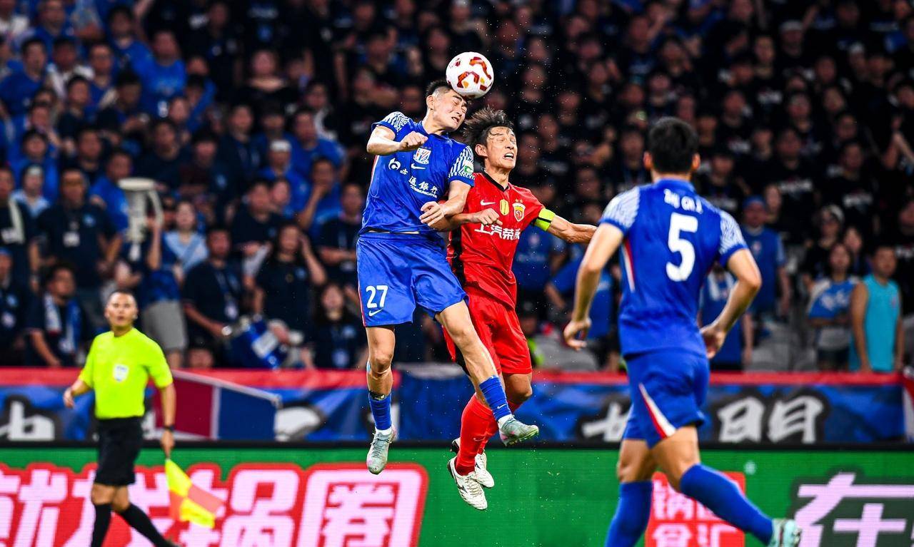 申花主场逆转重庆力帆,稳固争冠地位 申花主场逆转重庆力帆,稳固争冠地位