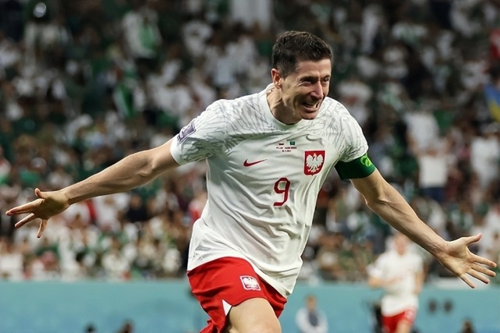 荷兰国家队球员莱万多夫斯基表现抢眼的简单介绍 荷兰国家队球员莱万多夫斯基表现抢眼的简单介绍