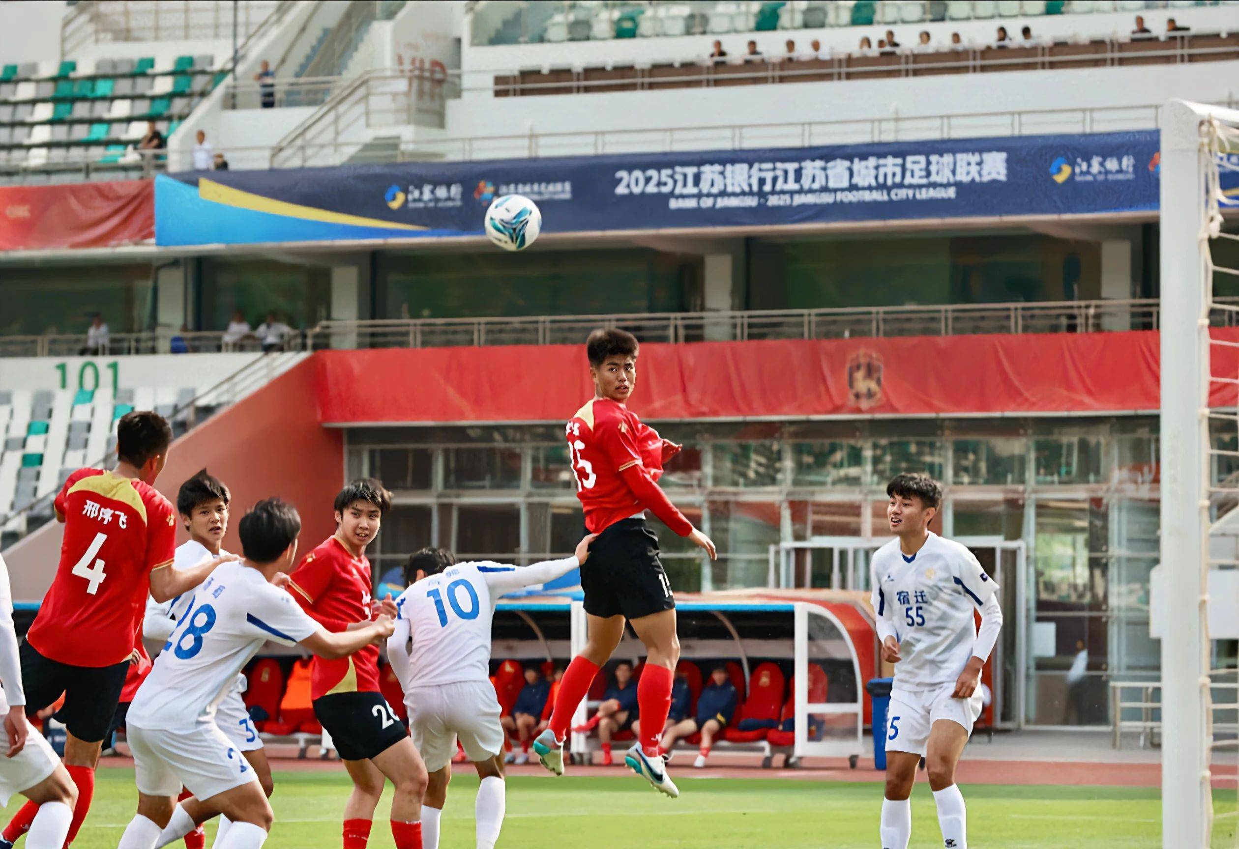 足球大赛激情开启,体育风暴席卷全场的简单介绍 足球大赛激情开启,体育风暴席卷全场的简单介绍