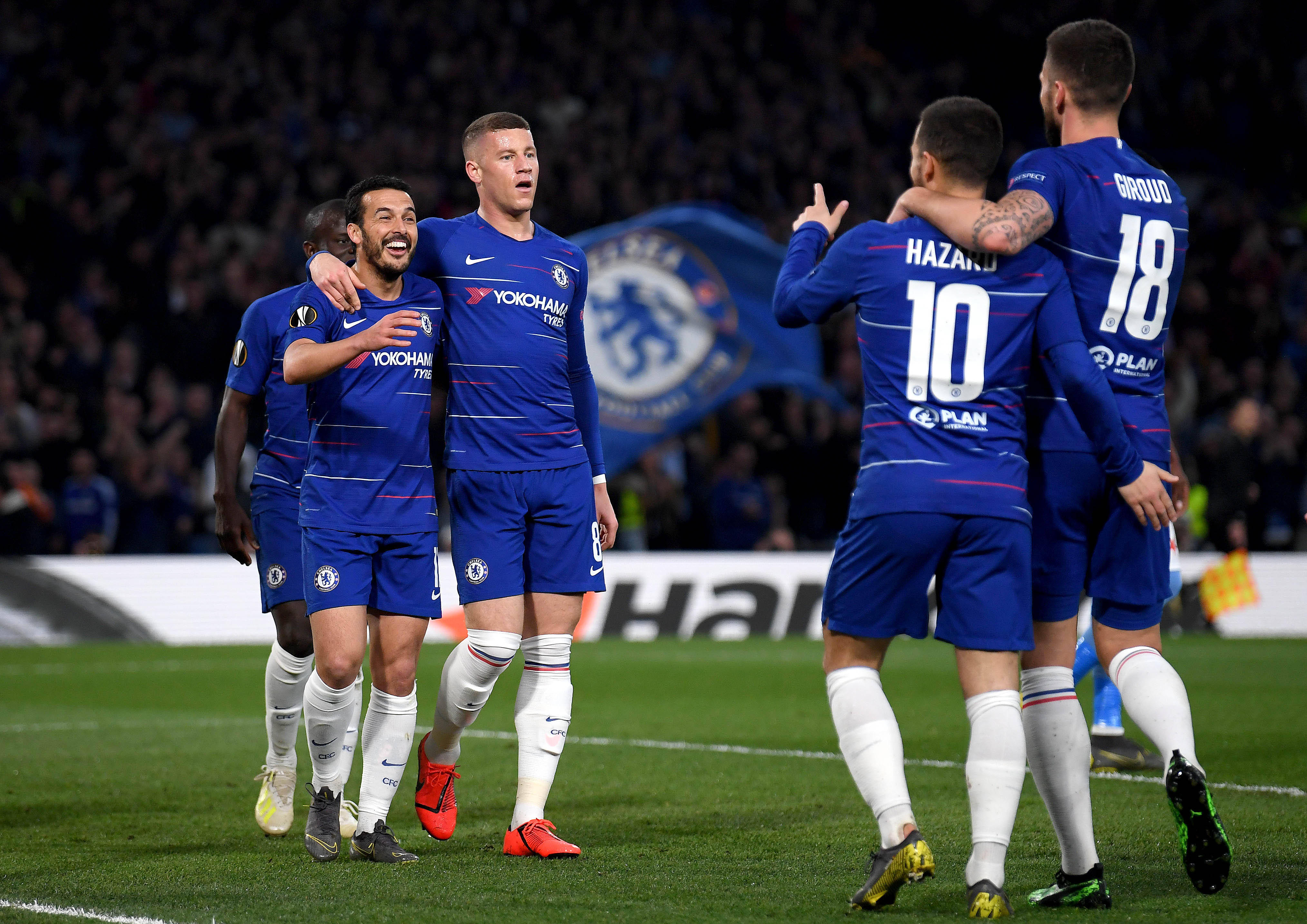 爱游戏在线-狼队客场大胜，保级前景一片光明的简单介绍